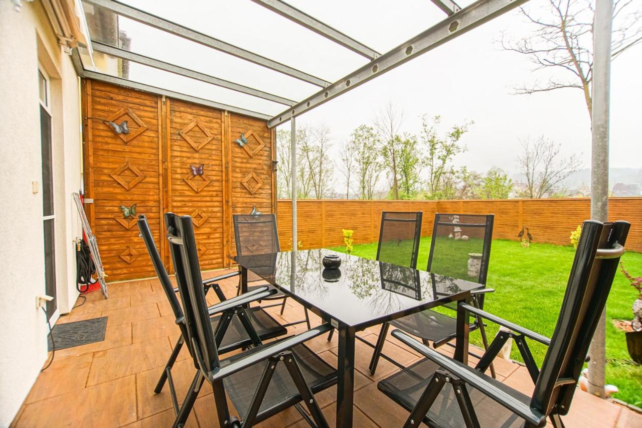 Auszeit Steiraland 1 Mit Privaten Garten Ueberdachter Terrasse Und Parken Leoben (Styria) Exterior foto