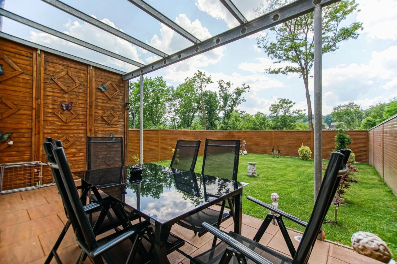 Auszeit Steiraland 1 Mit Privaten Garten Ueberdachter Terrasse Und Parken Leoben (Styria) Exterior foto